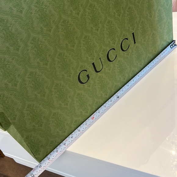 AUTHENTIC LARGE GUCCI PAPER SHOPPING BAG - Picture 7 of 17